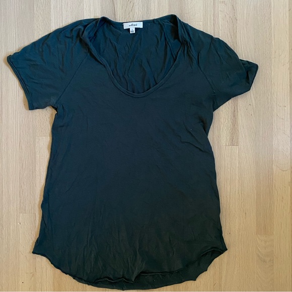 Aritzia Wilfred Scoop Neck T-shirt - Picture 1 of 6